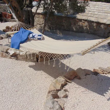 Stone House San Marco, Drvenik Mali 度假居 小德尔韦尼克岛